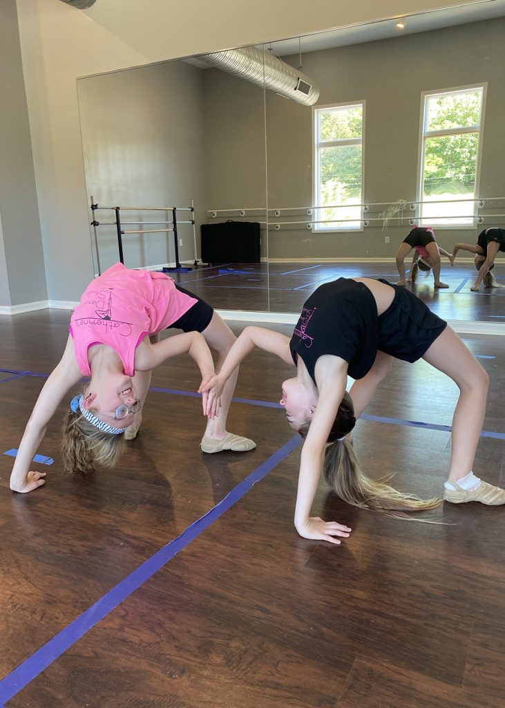 acro-dance-classes-acrobatics-and-dance-combined-catherine-s-dance